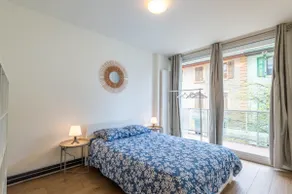 M001 T2 Nice, modern, centrally located apartment - Image 2