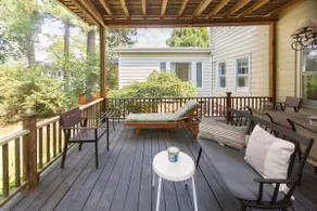 Spacious 2br In Grand Old Home, Downtown Durham - Image 4