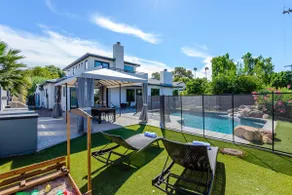 Modern 4000 SF Oasis-Heated Pool, 2 Master Suites - Image 3