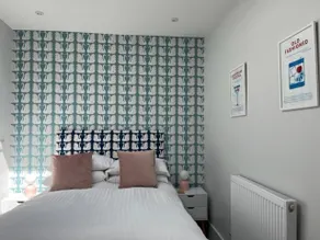 Redwing- free parking- Grade II listed- ground floor two bedrooms apartment - Image 4