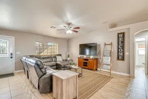 Lake Havasu City Escape: Patio, Pool + Grill! - Image 3