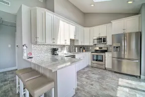 Condo w/ Bay Views ~ 5 Mi to Atlantic City! - Image 3