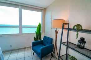 Studio avec vue sur l'océan, accès direct à la plage, piscine et court de tennis communs! - Image 3