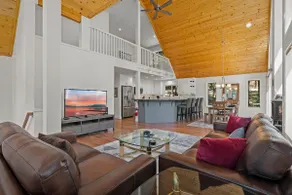 Pet-Friendly Mountain Escape | King Suite, Near Trails, Downtown & Dining - Image 2