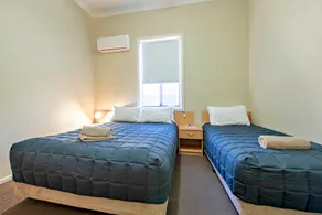 Spacious 4-Bedroom house within motel grounds - Image 3