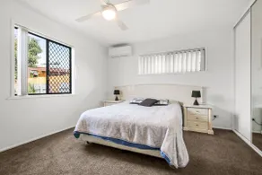 Bell Street 36 Dicky Beach - Image 3