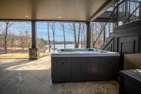 Cane Creek Retreat on Lake Keowee! - Image 3