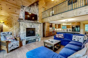 Rural 4BR | Fireplace | Balcony | W/D - Image 3