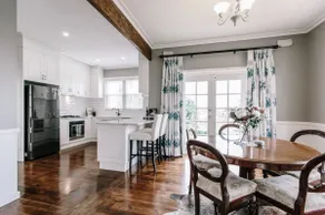 Byrne House - 3BR Family Stay w/ Wi-Fi & Parking - Image 2