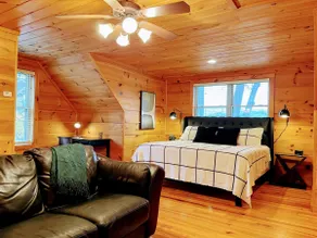 Rustic Log Cabin TH | Mtn Views | Walk to Downtown - Image 5