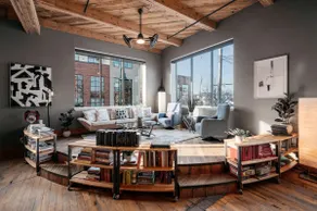 Unique 4000 Sq Ft 4BR w chef kitchen Sauna Boardman Loft - Image 4