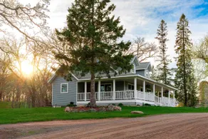 Elroy's @ Big Rock Creek: Where Adventure Meets Comfort in the St. Croix Valley - Image 2