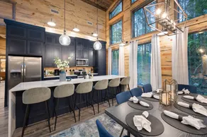Luxe Cabin-Hot Tub-Quiet Location-Free Firewood - Image 4