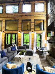 Luxe Cabin-Hot Tub-Quiet Location-Free Firewood - Image 5