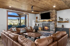Juniper Mountain Retreat- Hot tub, Views, Between Zion and Bryce - Image 4