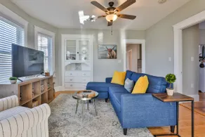 Stylish Apartment Near Downtown, Highways, Boston - Image 3