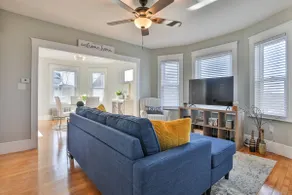 Stylish Apartment Near Downtown, Highways, Boston - Image 4