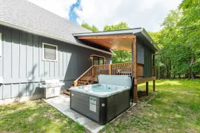Secluded Chalet w/ Hot Tub & Pool Table - Image 4