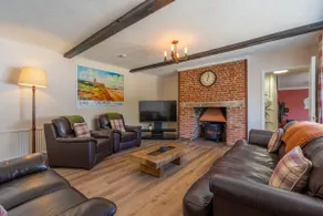 The Farmhouse | East Ruston Cottages - Image 2
