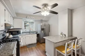Historic 5th St | Dogs-OK| HotTub-open all yr! - Image 2
