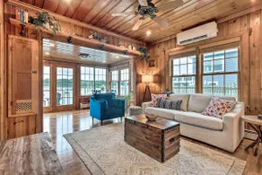 Charming Bristol Cottage w/ Private Beach! - Image 3