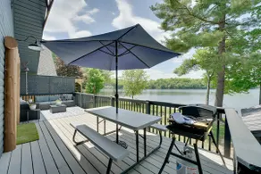 Diamond Lake Waterfront Cabin w/ Deck + Dock! - Image 3