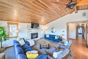 McKees Beach House w/ Ocean Views, Hot Tub! - Image 5