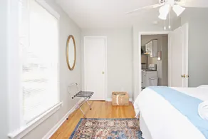 Sol, Washington Park, 2 bed, 1 bath entire home - Image 5