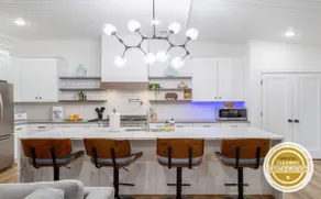 Posh 4BR-3BA Mid-Century Ranch ABODEbucks - Image 2