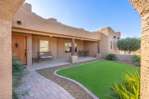 Western desert escape, pool, backyard oasis - Image 4
