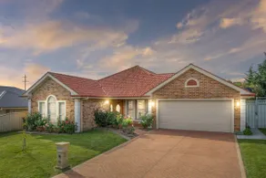 Roselawn Manor - 5 Bedroom Entertainer - Image 2