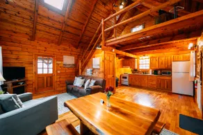 Beech Cabin | Hocking Hills, Romantic Retreat - Image 4