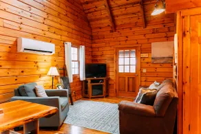 Beech Cabin | Hocking Hills, Romantic Retreat - Image 5