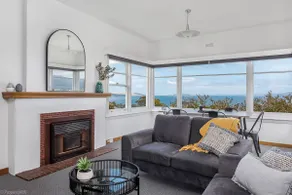 Bella Vista on Beach - Image 3
