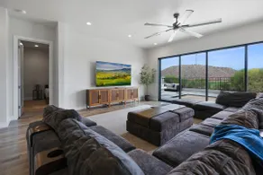 On the Golf Course Sleeps 30 Private Pool & Spa - Image 3