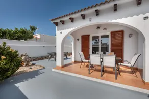 Villa Rose avec barbecue, billard, piscine et chaînes internationales par satellite - Image 4
