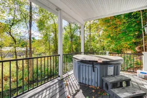 Suttons Bay Lk House, Kayaking, Hot Tub, Fire Pit - Image 2