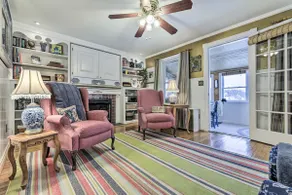 Lakefront Home, Close to Mt Southington! - Image 4