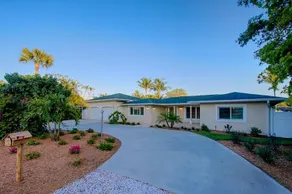 Situé à Sunset Cove, Fort Myers, à distance de marche du boulevard McGregor - Image 2