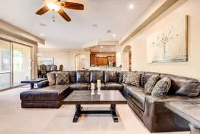 Pool, BBQ & Bar: Family Home in Queen Creek - Image 5