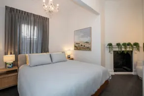 3 Bedrooms-City Fringe-Breakfast-Wifi - Image 3