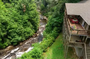 Waterfall Escape: Cashiers, Glenville & Highlands - Image 5