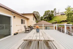 Luxury 3-Bedroom Hillside Home by Oakland's Zoo - Image 2