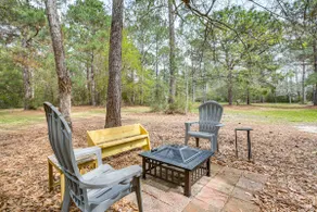 Peaceful Louisiana Escape: Fire Pit + Yard! - Image 2