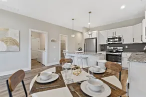 Veronica's Place: Work Friendly & Near Downtown - Image 2