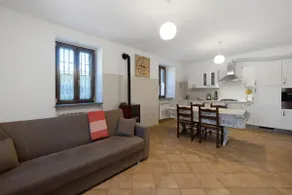 The House on the Lake - Image 3