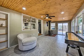 Fayetteville Vacation Rental - 2 Mi to Dtwn! - Image 2
