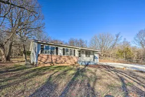 Fayetteville Vacation Rental - 2 Mi to Dtwn! - Image 3