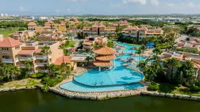 Divi Aruba: 3BR Oasis w Free Parking near Beaches - Image 4