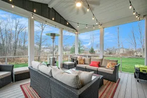 Sun-Filled Modern Haven with Firepit & AC - Image 4